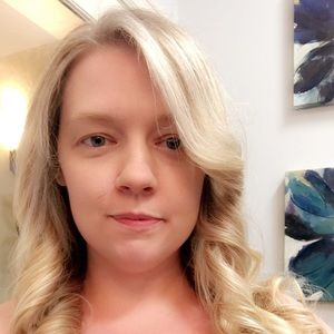 Meet your Posher, Renee